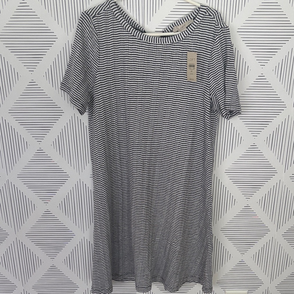 Striped Black and White Flowy T-Shirt Dress, LOFT (small, petite)